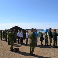 Cadet Visit to the field with LdSH(RC) May 2012