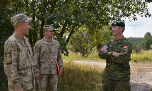 3rd Canadian Division’s Command Team visits Operation UNIFIER